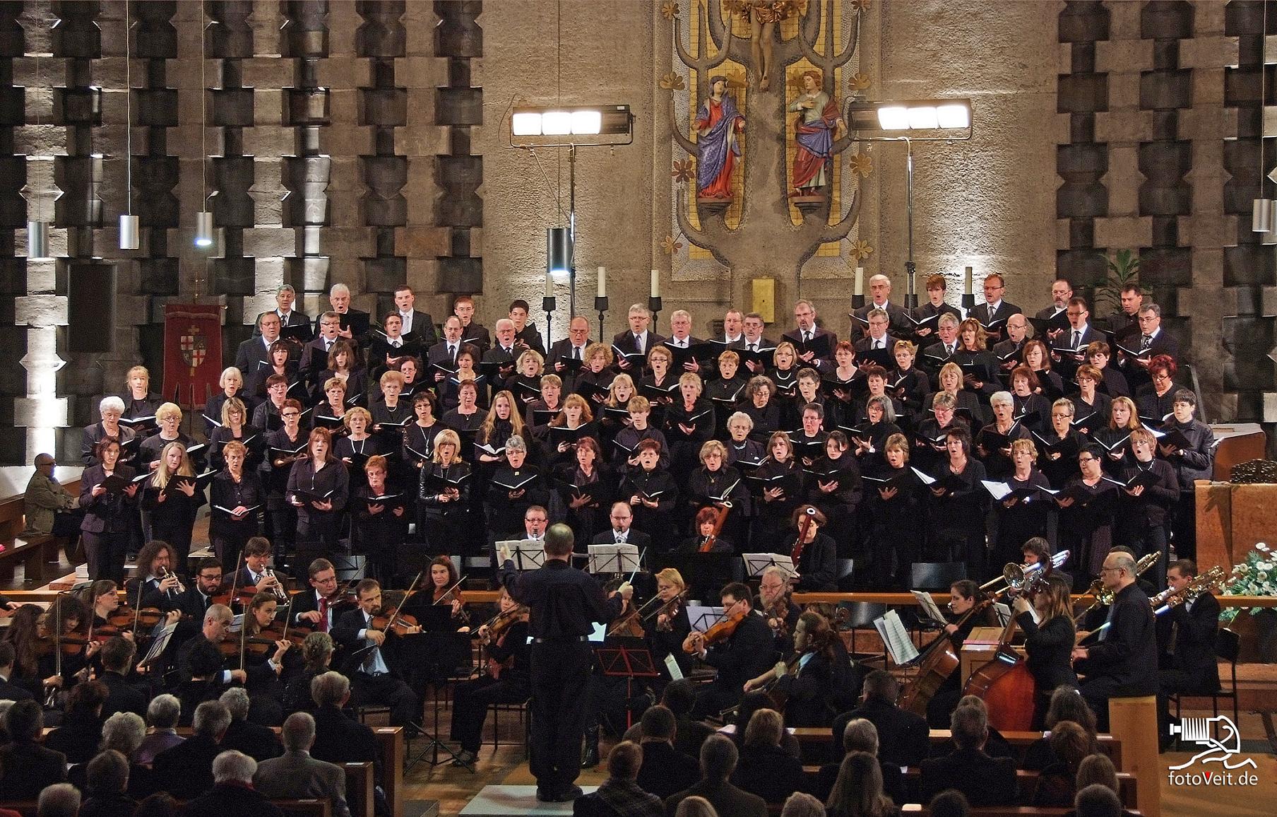 Konzert am 14. November 2010 in der Pfarrkirche Heiligkreuz, Trier (Mozart: Requiem | Mendelssohn: 42. Psalm)